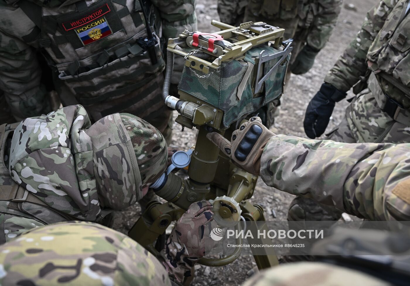 Тренировки расчетов ПТРК "Корнет" ЦВО на Авдеевском направлении