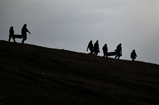 Тренировки расчетов ПТРК "Корнет" ЦВО на Авдеевском направлении