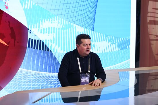 Выставка "Россия". Визит делегации Народной скупщины Республики Сербской