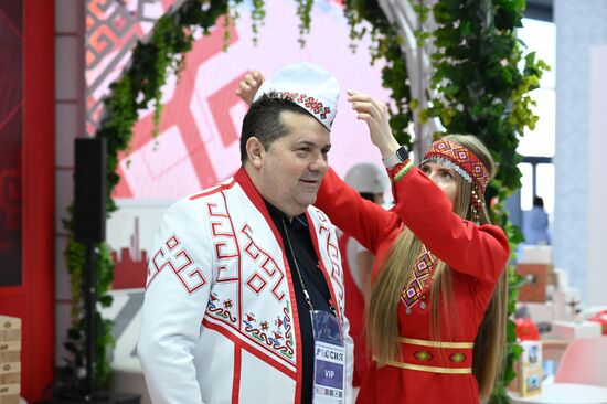 Выставка "Россия". Визит делегации Народной скупщины Республики Сербской