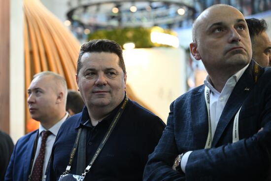 Выставка "Россия". Визит делегации Народной скупщины Республики Сербской