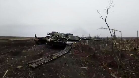 Подбитый под Авдеевкой танк Abrams