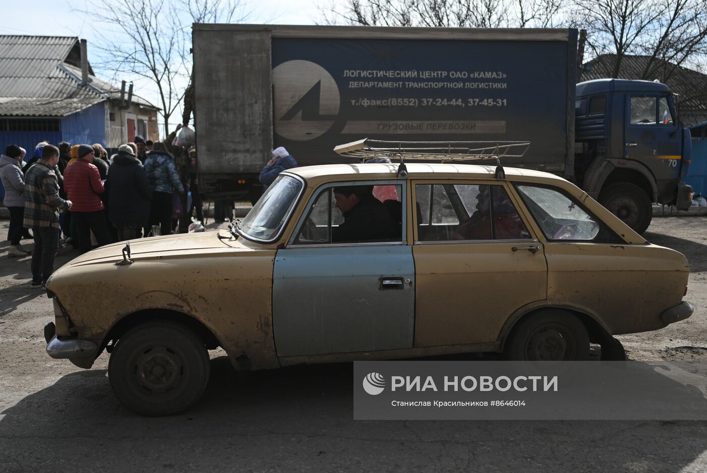 Народный фронт доставил гумпомощь в прифронтовые села Сватовского района ЛНР