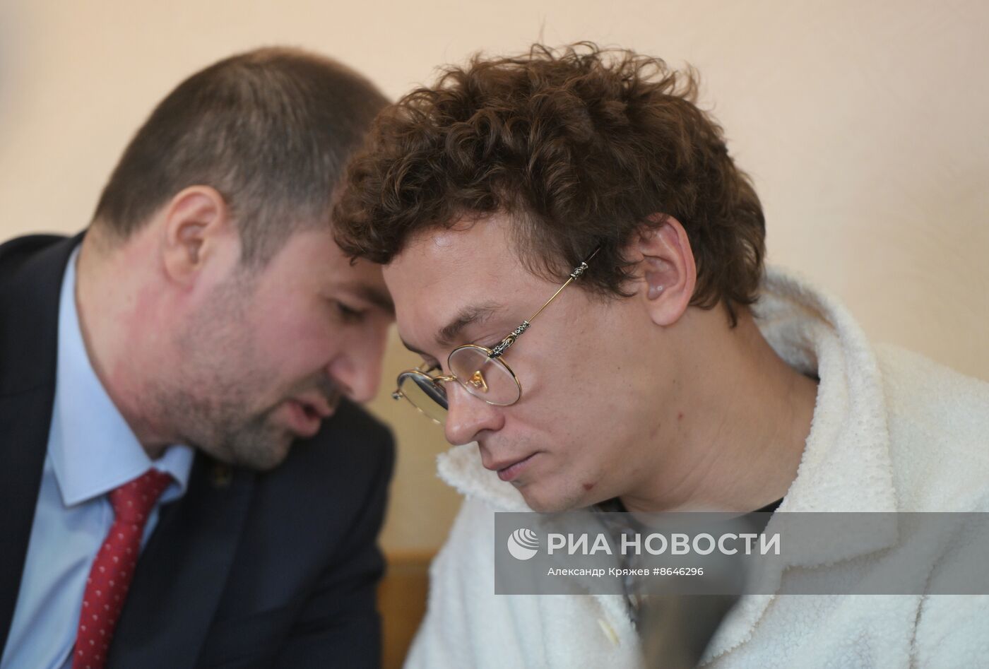 Заседание суда по делу актера Н. Кологривого в Новосибирске 