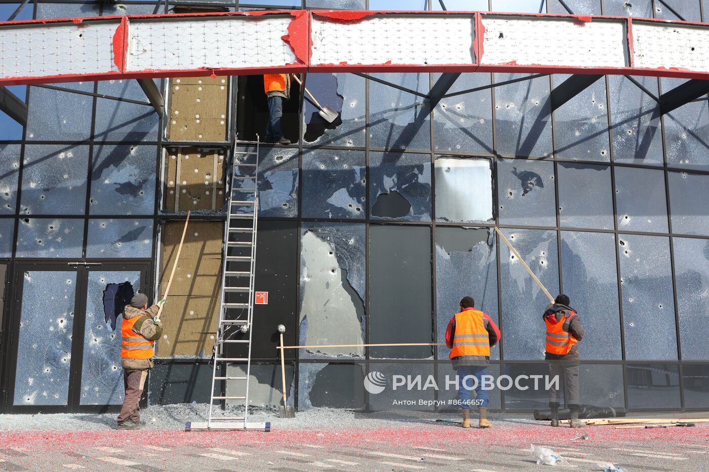 Последствия обстрела в Белгороде