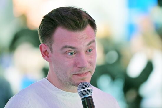 Выставка "Россия". Лекторий от VK: Проект "Открытая промышленность"