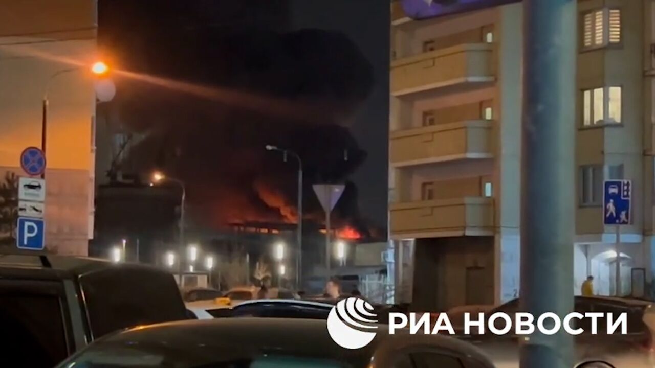Кадры пожара в "Крокус Сити Холле"