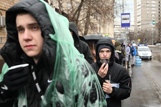 Сдача донорской крови для пострадавших в "Крокус Сити Холле"