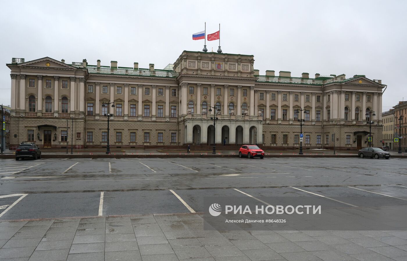 Акции памяти жертв теракта в "Крокус Сити Холле"