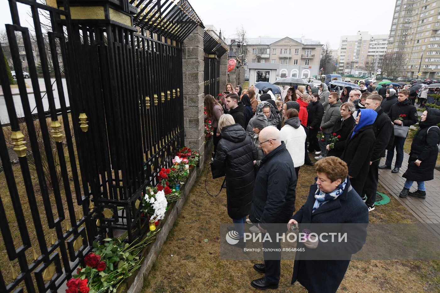 Акции памяти жертв теракта в "Крокус Сити Холле"