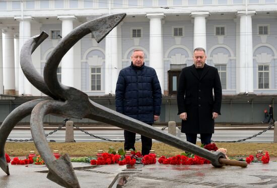 Акции памяти жертв теракта в "Крокус Сити Холле"