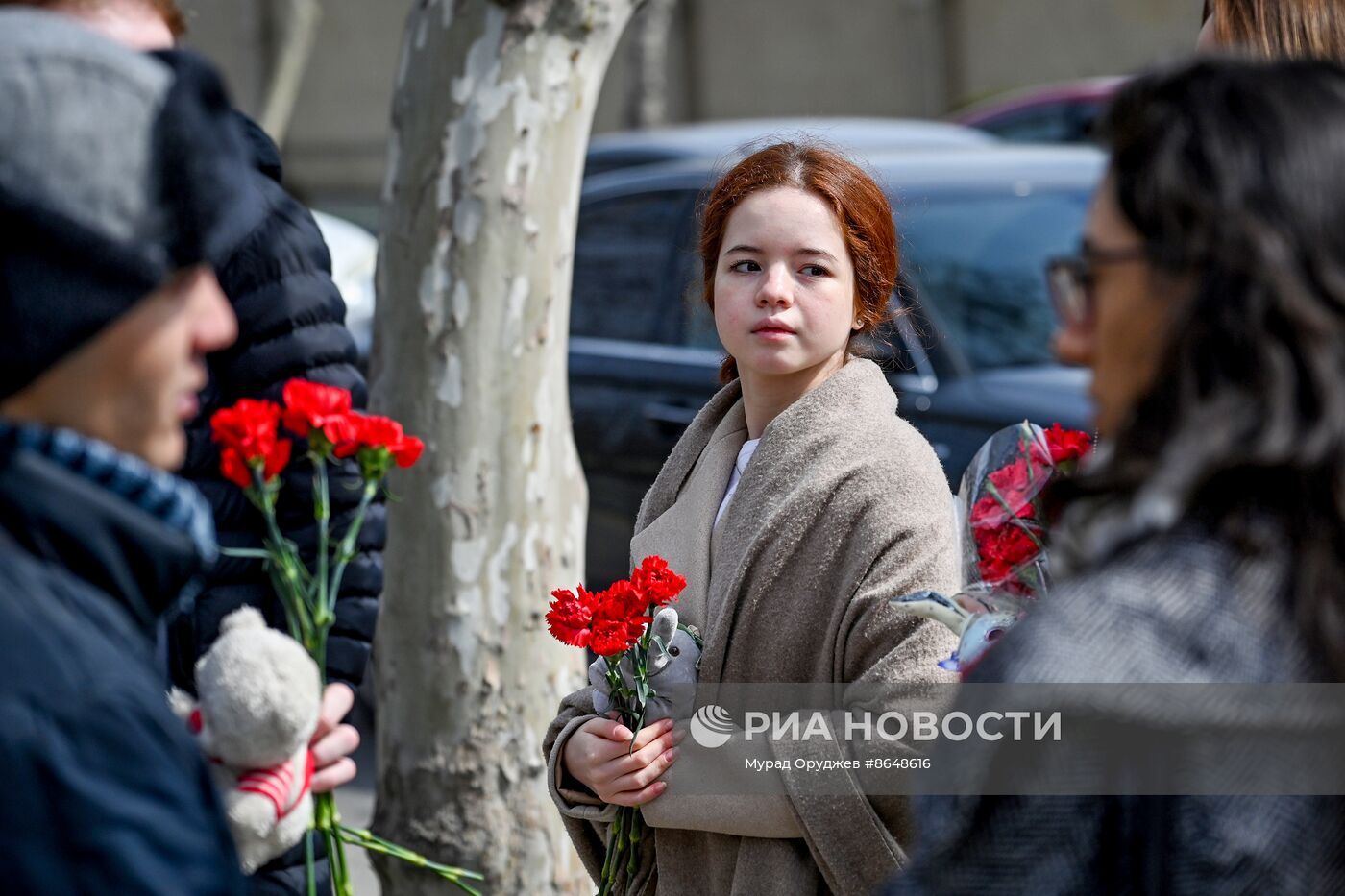 Акции памяти жертв теракта в "Крокус Сити Холле"