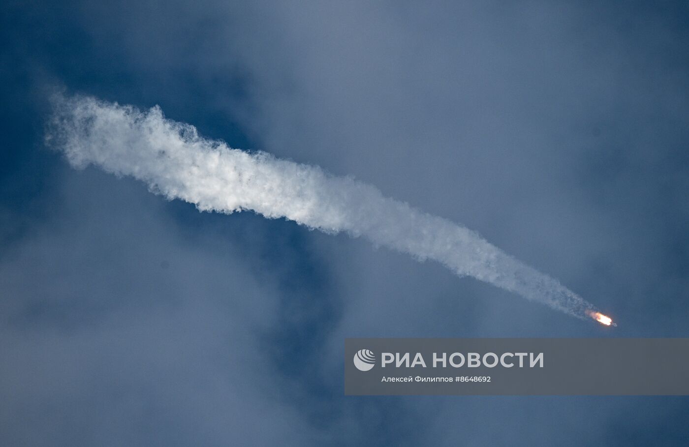 Запуск транспортного пилотируемого корабля "Союз МС-25"