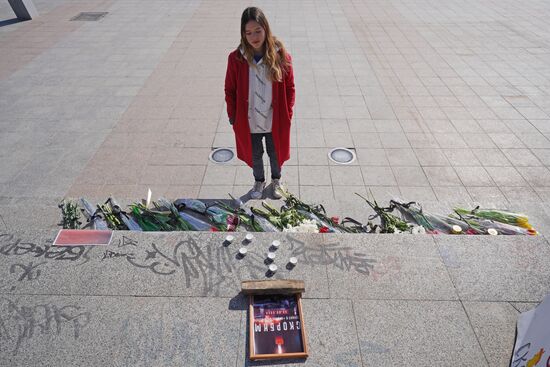 Акции памяти жертв теракта в "Крокус Сити Холле"