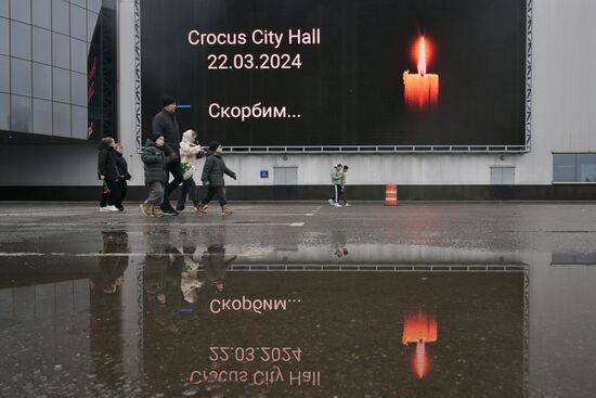 Акции памяти жертв теракта в "Крокус Сити Холле"