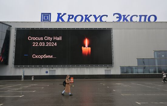 Акции памяти жертв теракта в "Крокус Сити Холле"