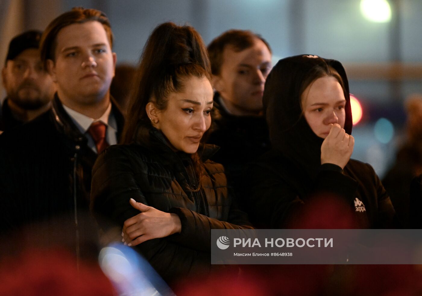 Акции памяти жертв теракта в "Крокус Сити Холле"