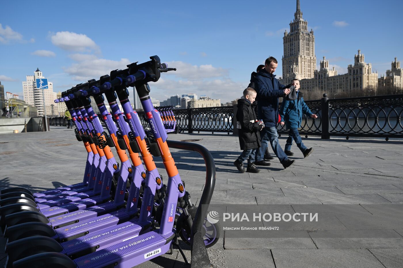 Старт сезона проката электросамокатов и велосипедов в Москве