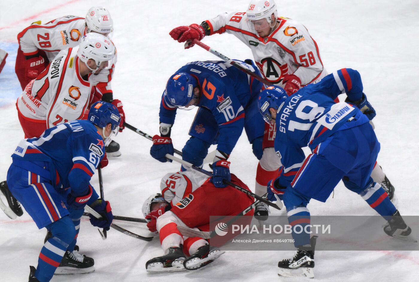 Хоккей. КХЛ. Матч СКА - "Автомобилист"
