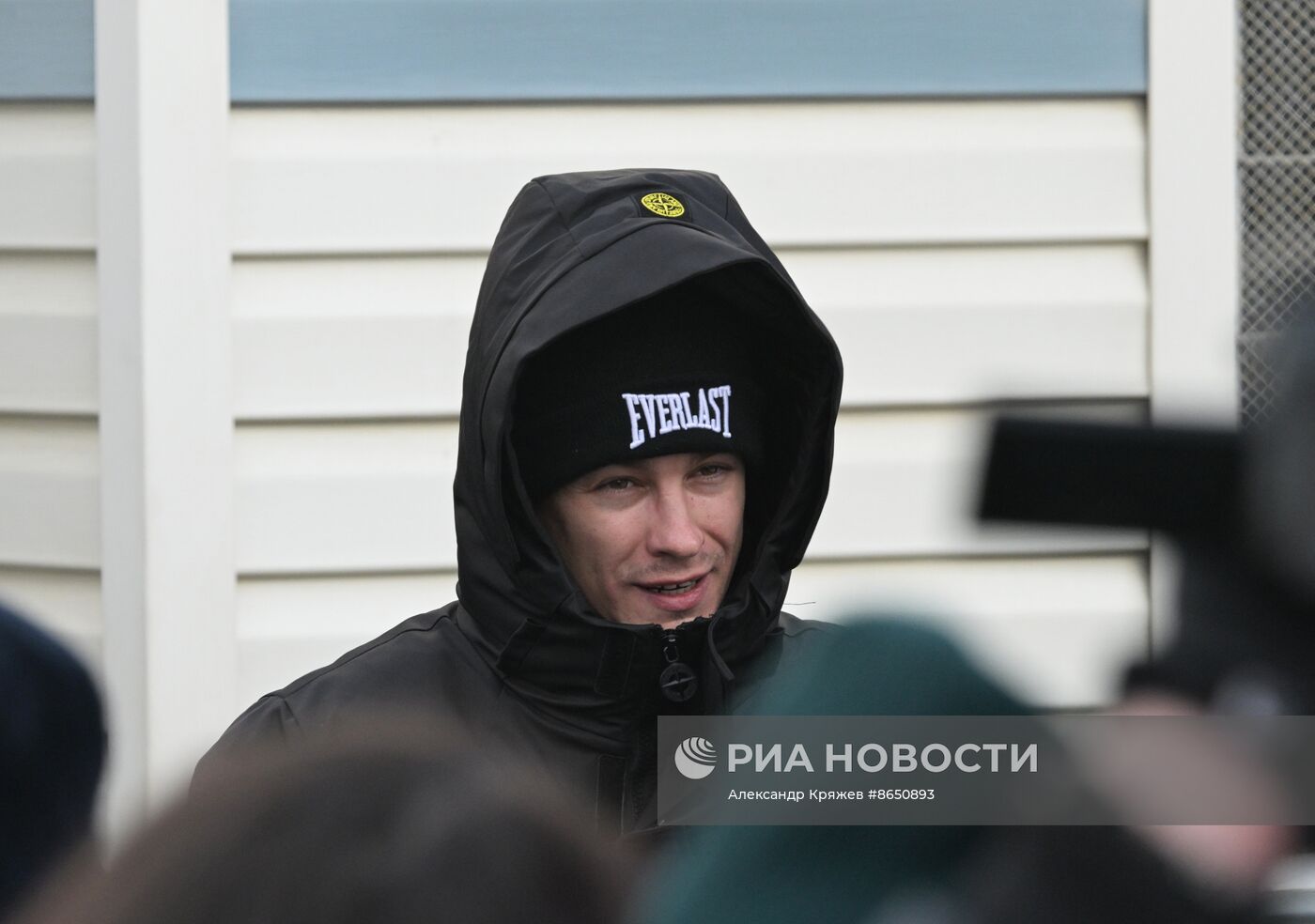 Актёр Н. Кологривый освобождён из изолятора в Новосибирске 