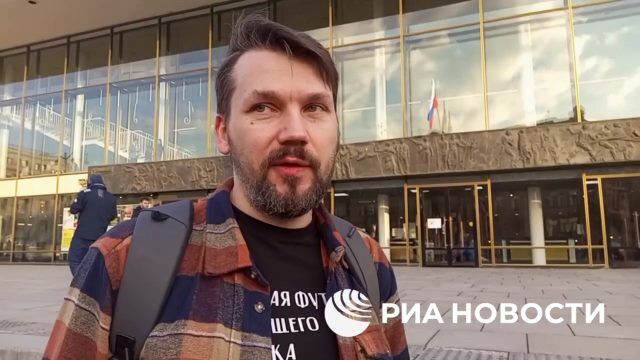 Выживший в теракте в "Крокусе" Ефим Фидря рассказывает, зачем приехал на концерт группы "Пикник" в Петербург