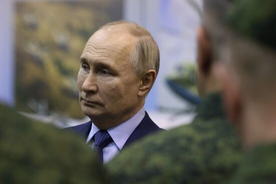 Рабочая поездка президента РФ В. Путина в Центральный федеральный округ