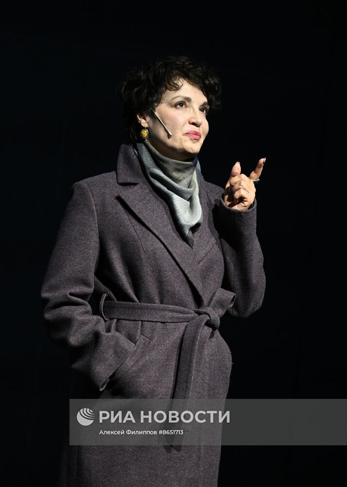 Выставка "Россия". Показ спектакля "ЧЕРКАСОВ XII" в рамках проекта "Голоса страны"