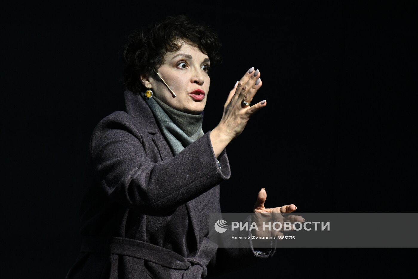 Выставка "Россия". Показ спектакля "ЧЕРКАСОВ XII" в рамках проекта "Голоса страны"