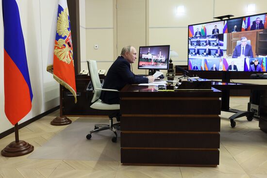 Президент Владимир Путин провел совещание по вопросу создания круглогодичных курортов