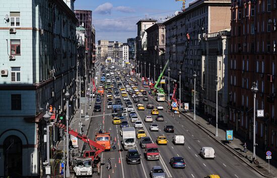 Промывка фасадов жилых домов после зимы 