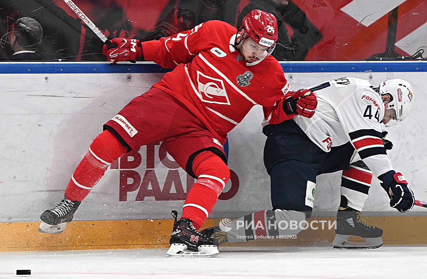 Хоккей. КХЛ. Матч "Спартак" - "Металлург Мг"