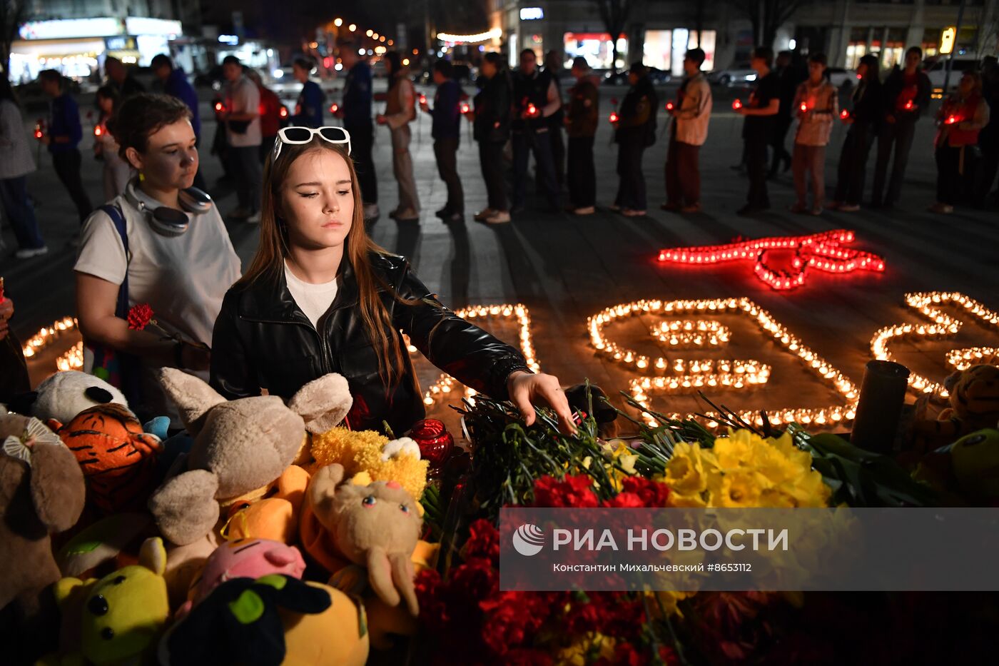 Акция в память о погибших в "Крокус Сити Холле" 