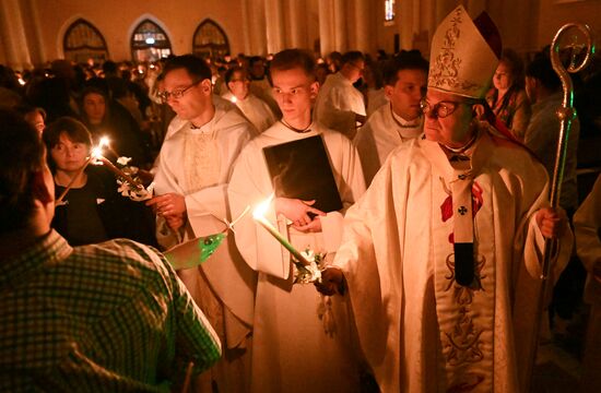 Празднование католической Пасхи 
