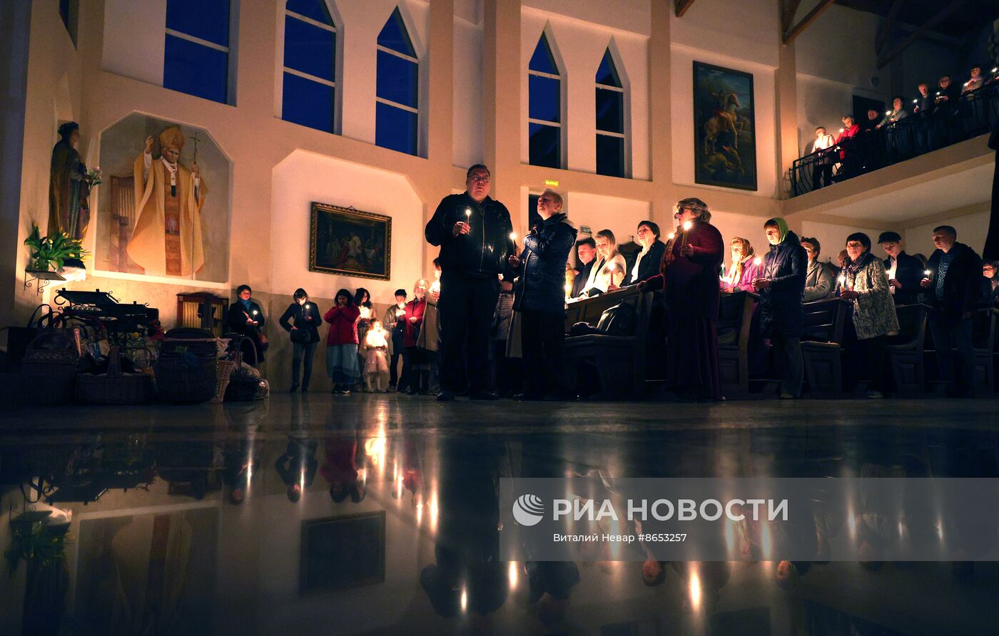 Празднование католической Пасхи 