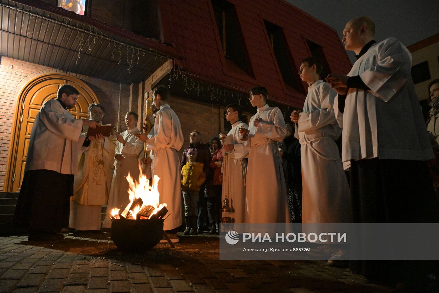 Празднование католической Пасхи 