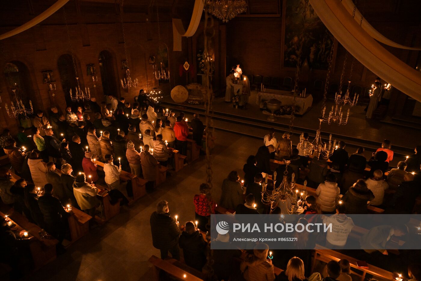 Празднование католической Пасхи 