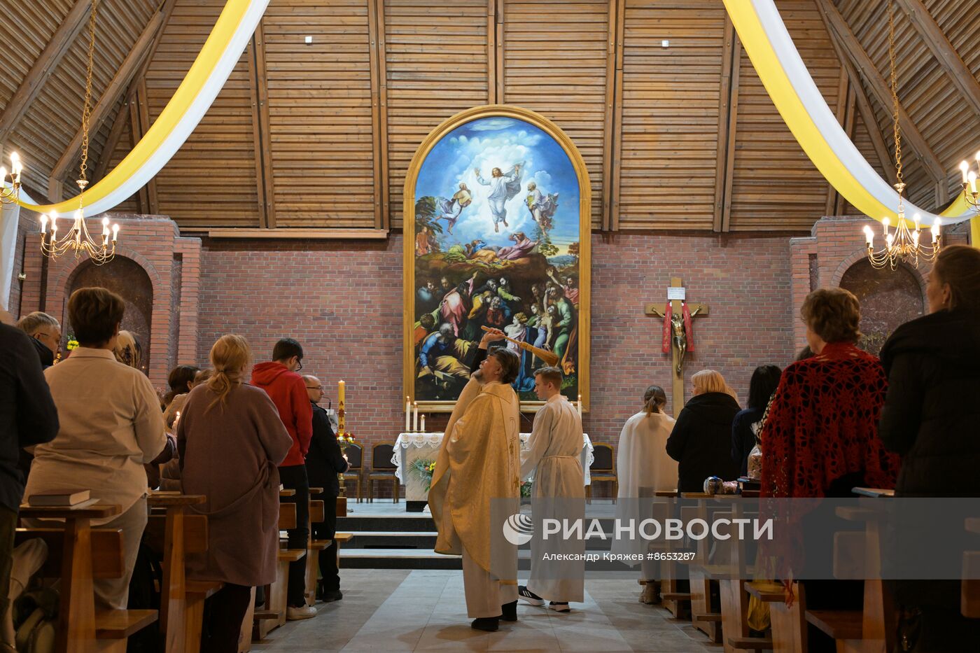 Празднование католической Пасхи 