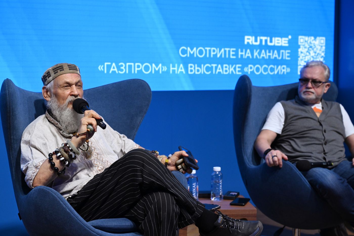 Выставка "Россия". Мероприятие "Формирование человеческих ценностных категорий". Разговор с писателем Брониславом Виногродским