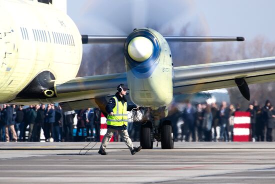 ОАК возобновила программу летных испытаний самолета Ил-114-300