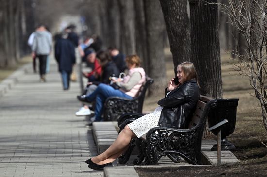 Теплая погода в Москве