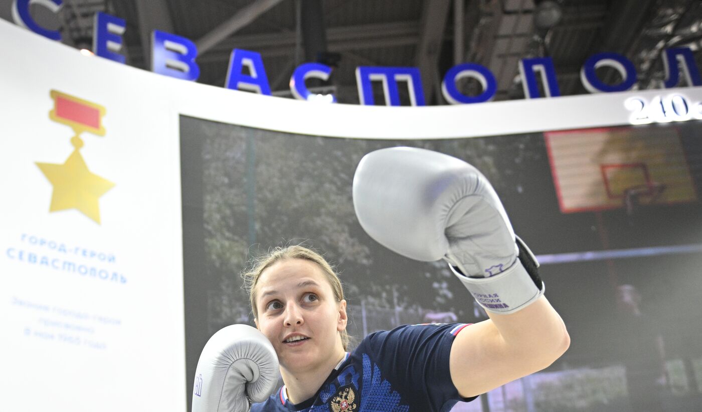 Выставка "Россия". Неделя спорта города Севастополя