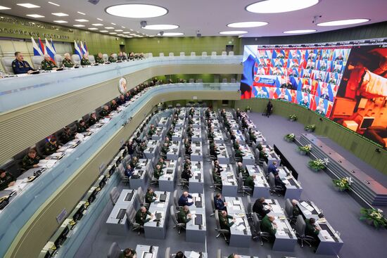 Селекторное совещание Министерства обороны РФ