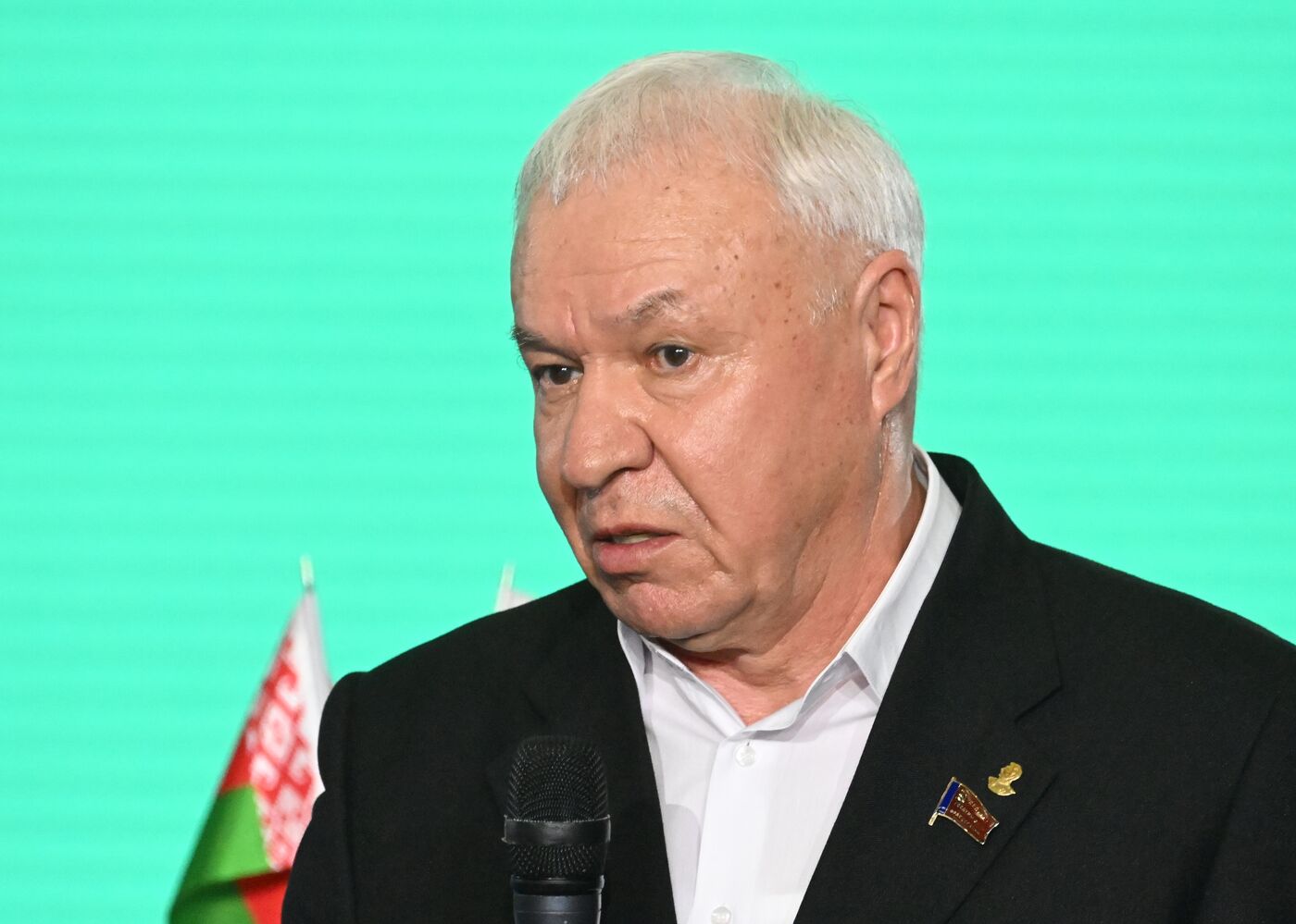 Выставка "Россия". Круглый стол "Технопарки - двигатель развития молодежного предпринимательства в Союзном Государстве"