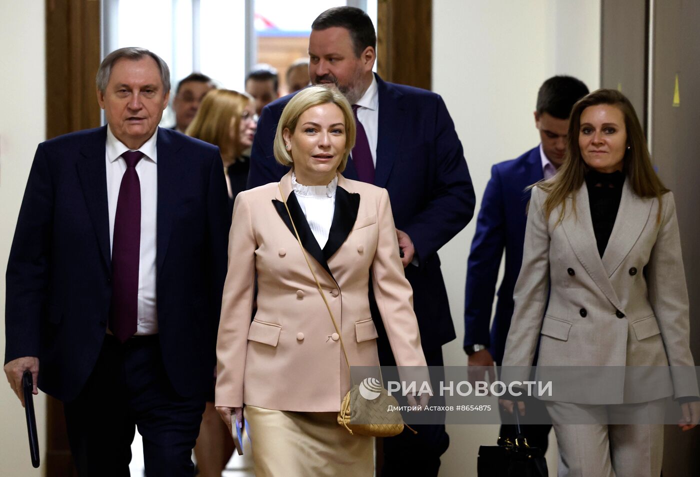 Премьер-министр Михаил Мишустин выступил с отчетом в Госдуме