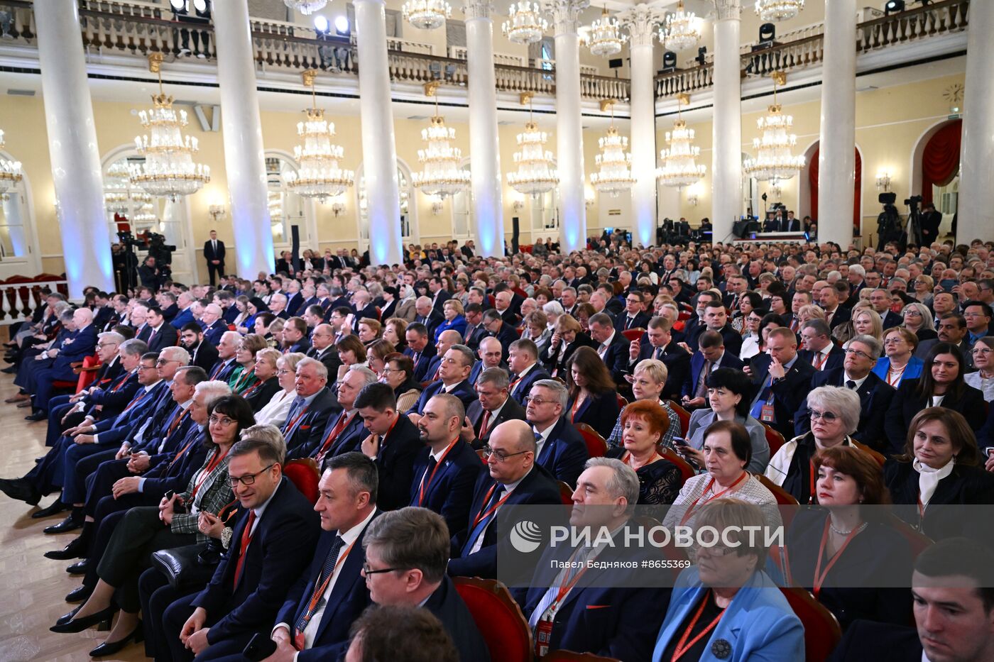 Президент Владимир Путин принял участие в съезде Федерации независимых профсоюзов России