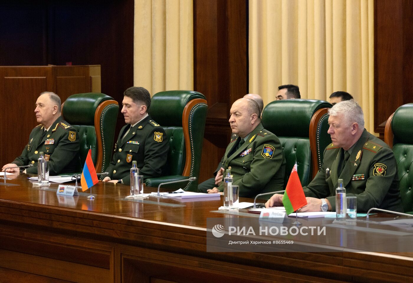 Заседание Комитета начальников штабов ВС государств-участников СНГ в Москве