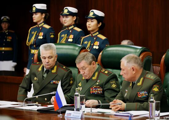 Заседание Комитета начальников штабов ВС государств-участников СНГ в Москве