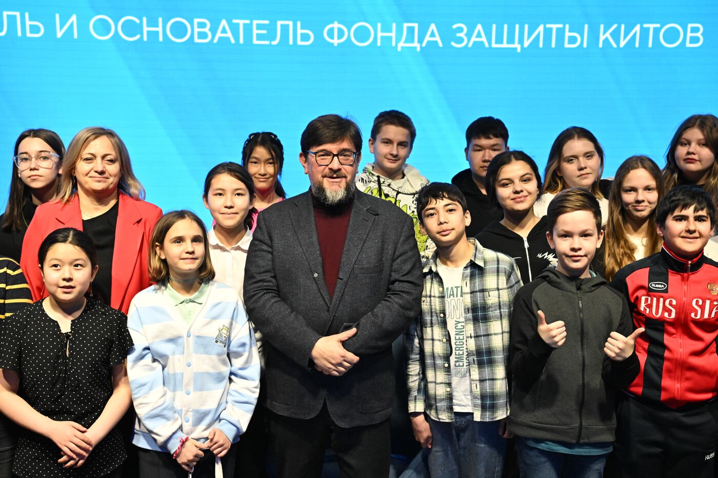 Выставка "Россия". Встреча поколений - беседы с полярниками