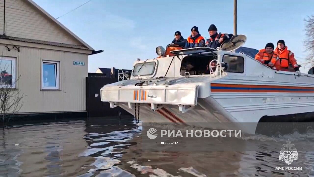 Прорыв дамбы в Орске