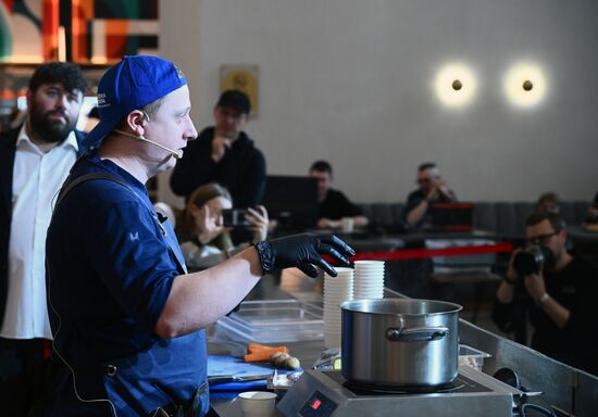 Выставка "Россия". Фестиваль супа "Ешь первое"